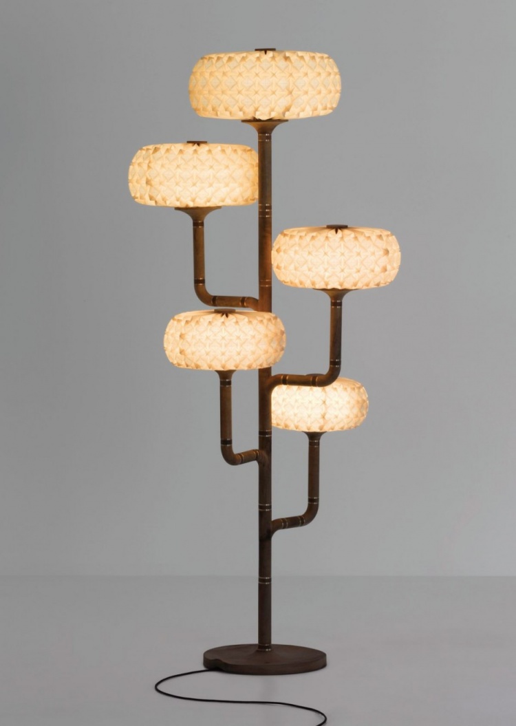 Molecules lighting
