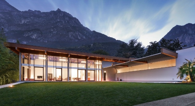 Villa P.