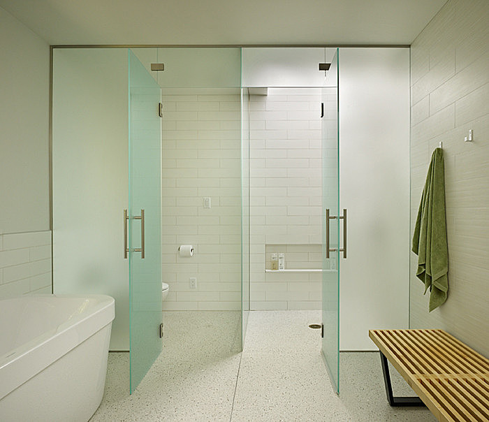 Lakewood Mid-Century by DeForest Architects