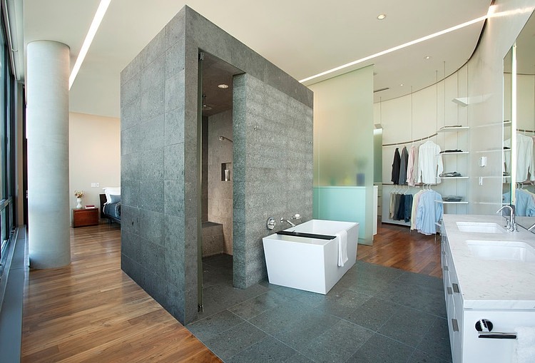 Uptown Penthouse by ALTUS Architecture + Design