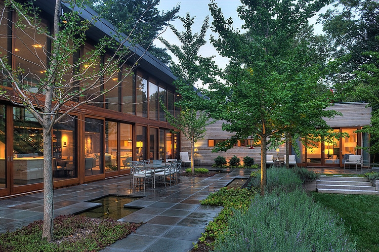 Woodvalley Residence by Ziger/Snead Architects