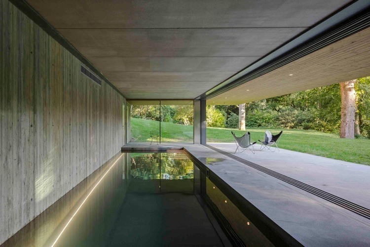 Red Bridge House by Smerin Architects