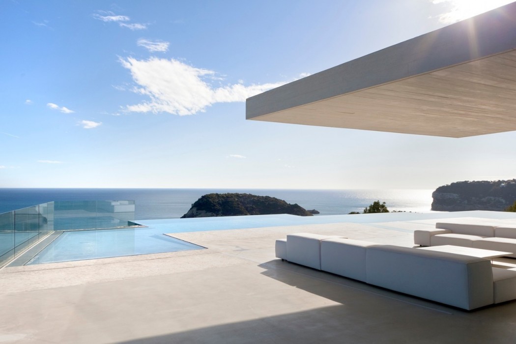 Sardinera House by Ramon Esteve Estudio
