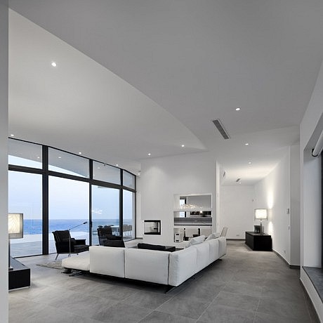 The Colunata House by Mario Martins - 12