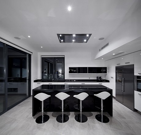 The Colunata House by Mario Martins - 14