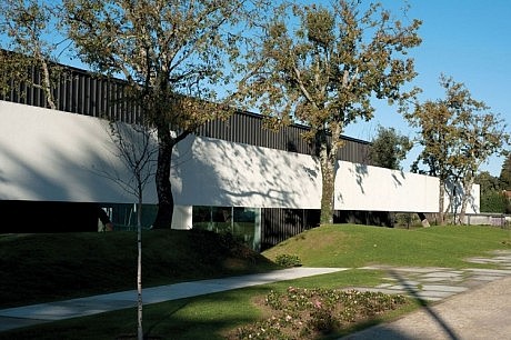 Modern Residence by Topos Atelier de Arquitectura - 3