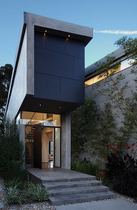 CA Residence by Griffin Enright Architects - 4