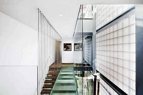 12 Feet Wide Family House by Ferrolan LAB - 4