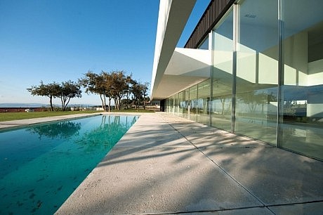 Modern Residence by Topos Atelier de Arquitectura - 8