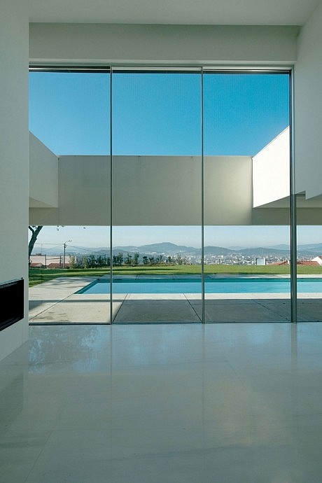 Modern Residence by Topos Atelier de Arquitectura - 10