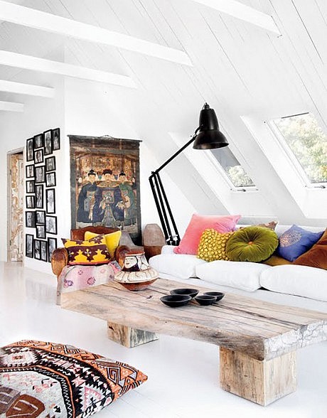 Creative Living Room Ideas - 13