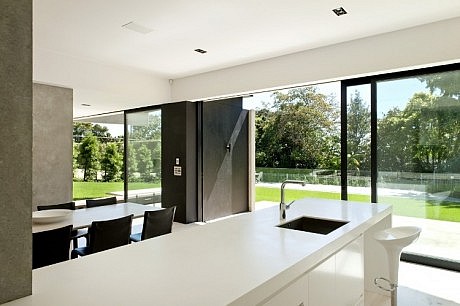 9 Elmstone by Daniel Marshall Architects - 3