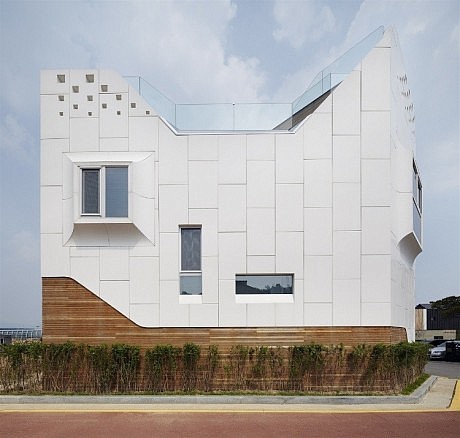 Pankyo House by Office 53427 - 4