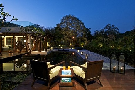 Courtyard House by Hiren Patel Architects - 8