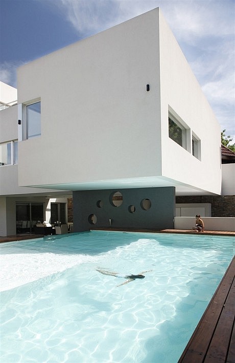 Devoto House by Andrés Remy Arquitectos - 2