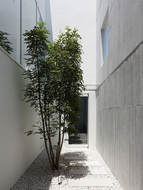Takanawa House by O.F.D.A.: Hiroyuki Ito - 2