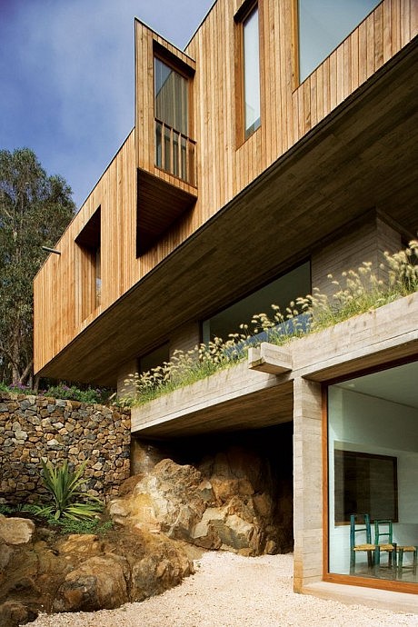 Casa el Pangue by Elton + Leniz Architects - 3