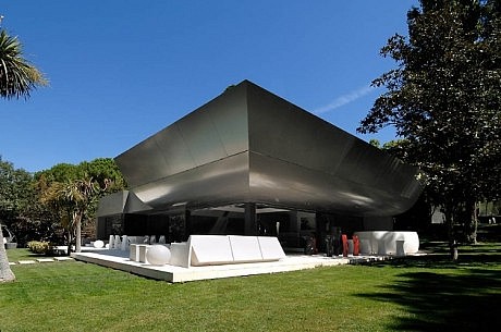 B&N House by A-cero - 4