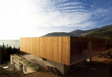 Casa el Pangue by Elton + Leniz Architects - 8