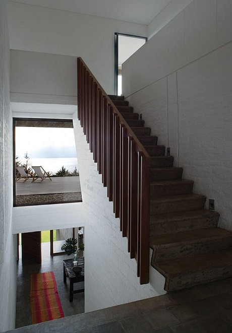 Casa el Pangue by Elton + Leniz Architects - 9
