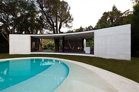 Tepoztlan Lounge by Cadaval & Solà-Morales - 13