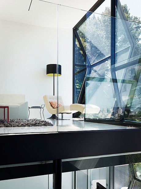 Flip House by Fougeron Architecture - 3