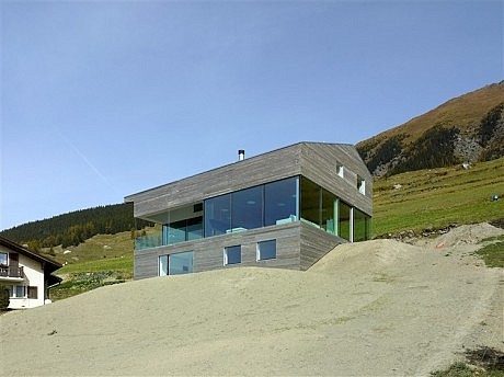 Val d’Entremont House by Savioz Fabrizzi Architectes - 3