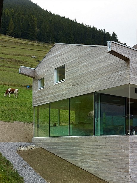 Val d’Entremont House by Savioz Fabrizzi Architectes - 4
