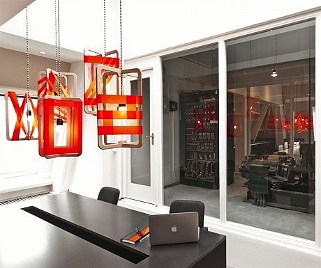 Uxus HQ by Uxus Design - 5