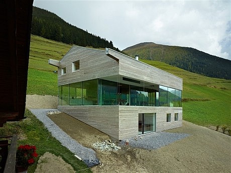 Val d’Entremont House by Savioz Fabrizzi Architectes - 5