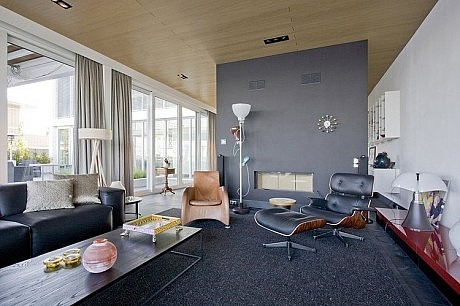 Steel Study House II by Archipelontwerpers