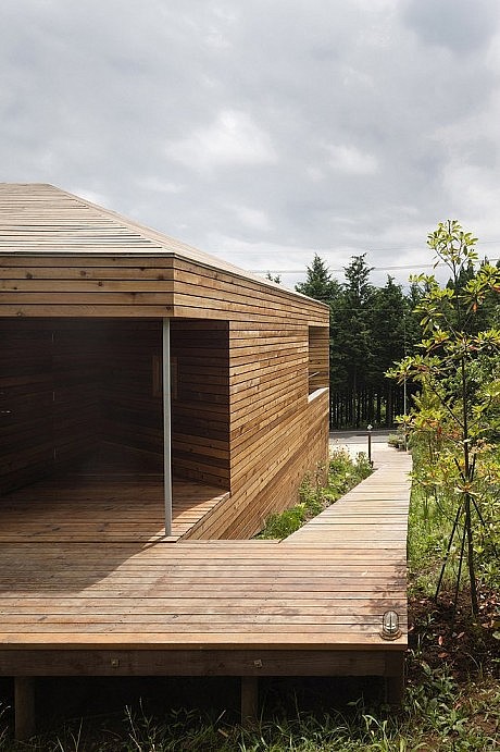 Skyward House by Acaa