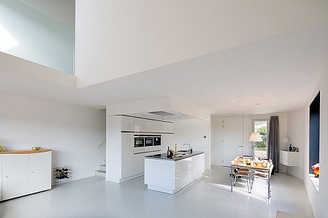 Van Leeuwen House by JagerJanssen Architecten