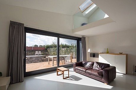 Van Leeuwen House by JagerJanssen Architecten