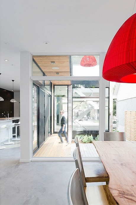 Zen Barn by Christopher Simmonds Architect