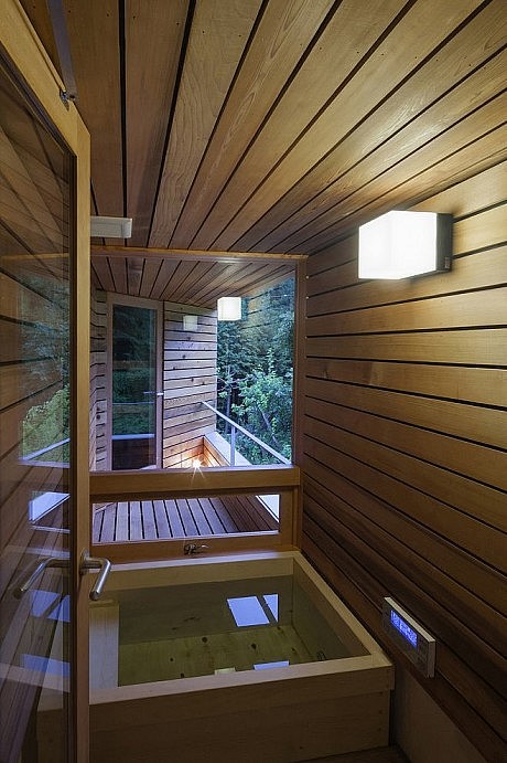 Skyward House by Acaa
