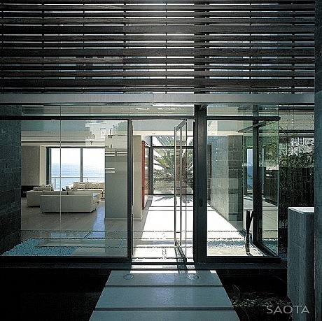 St Leon 10 by Saota