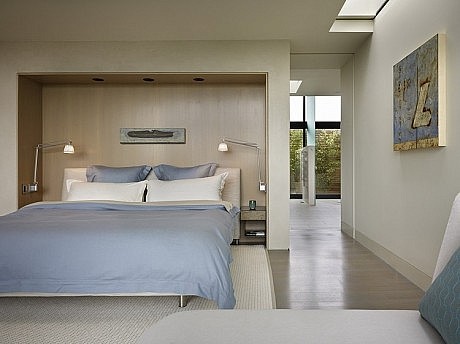 Hillside Modern by DeForest Architects