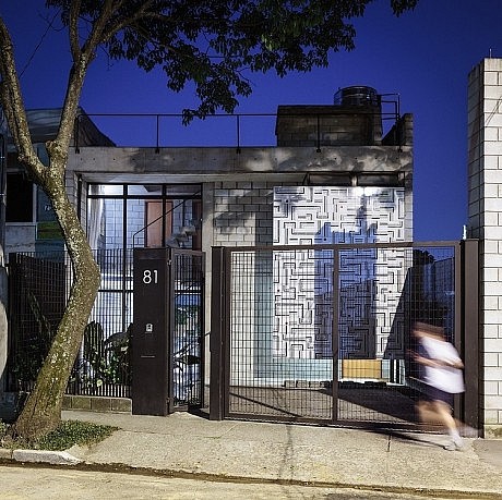 Maracana House by Terra e Tuma Arquitetos