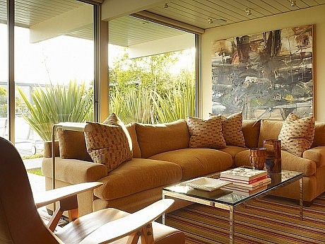 Lagoon House by Gary Hutton