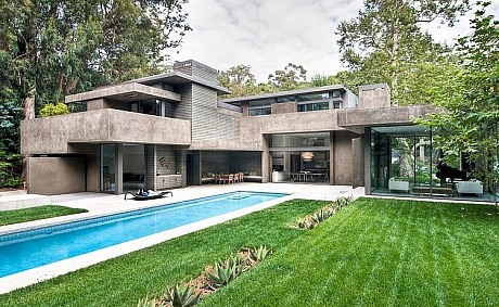 Santa Monica Residence by Chu+Gooding Architects