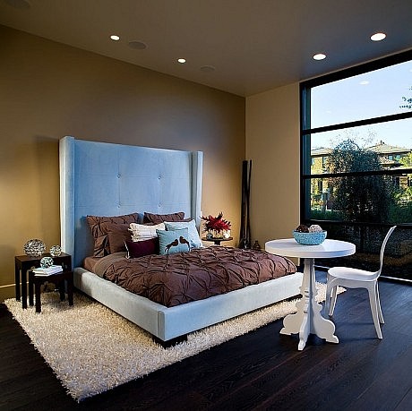 Contemporary House by KuDa Photography