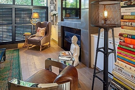 1095 Royal York Residence by R. H. Carter Architects