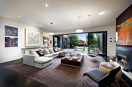 Armandale House by Jackson Clements Burrows