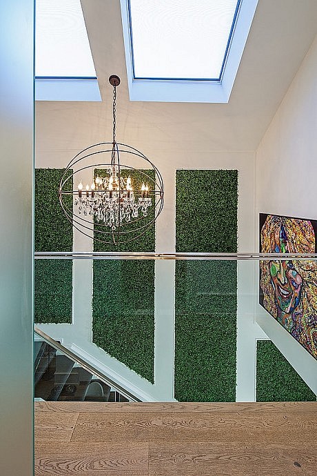 1095 Royal York Residence by R. H. Carter Architects