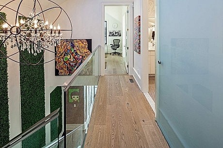 1095 Royal York Residence by R. H. Carter Architects