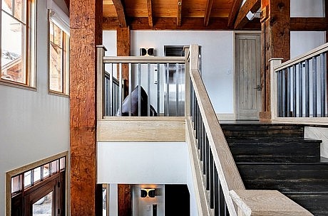 Montana Residence by D'apostrophe Design