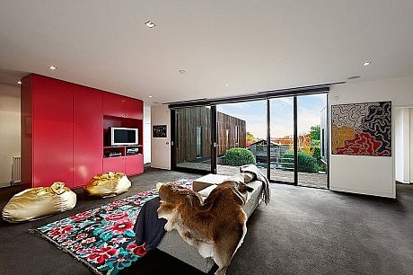 Armandale House by Jackson Clements Burrows