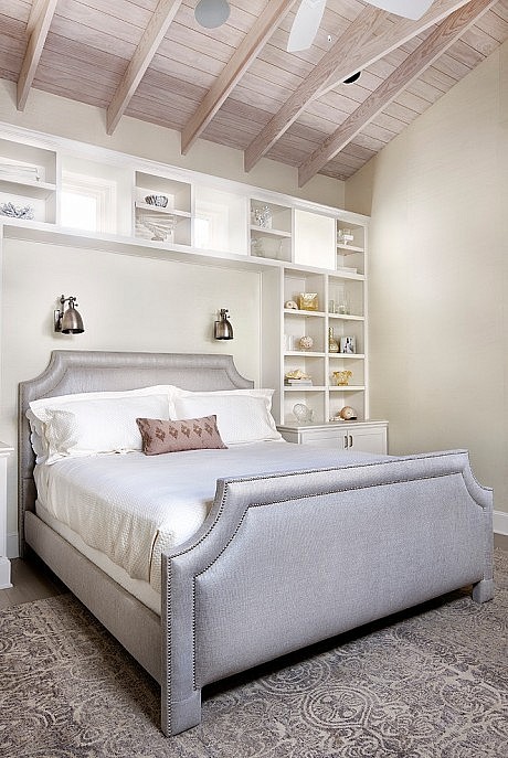 Classy Hill Country Residence by Jauregui Architecture