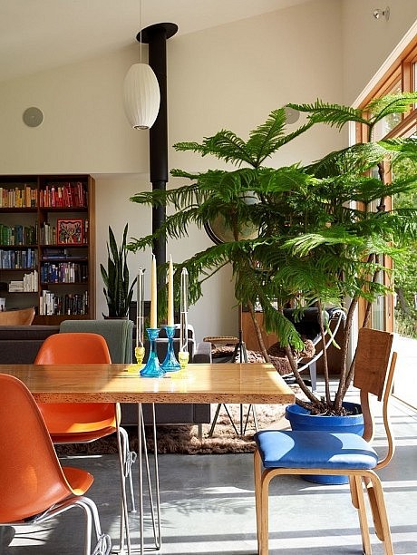 Confluence House by Incorporated